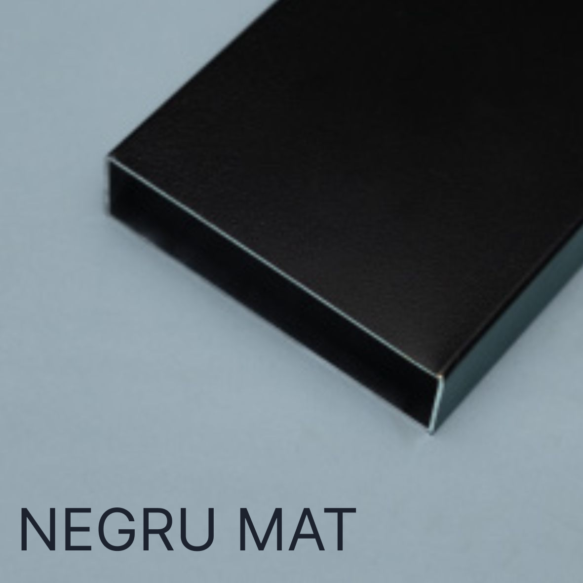 negru